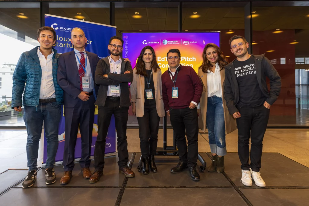 Clouxter Love Startups 10