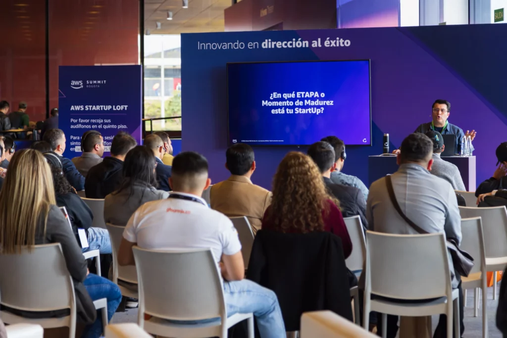 Clouxter Love Startups 13